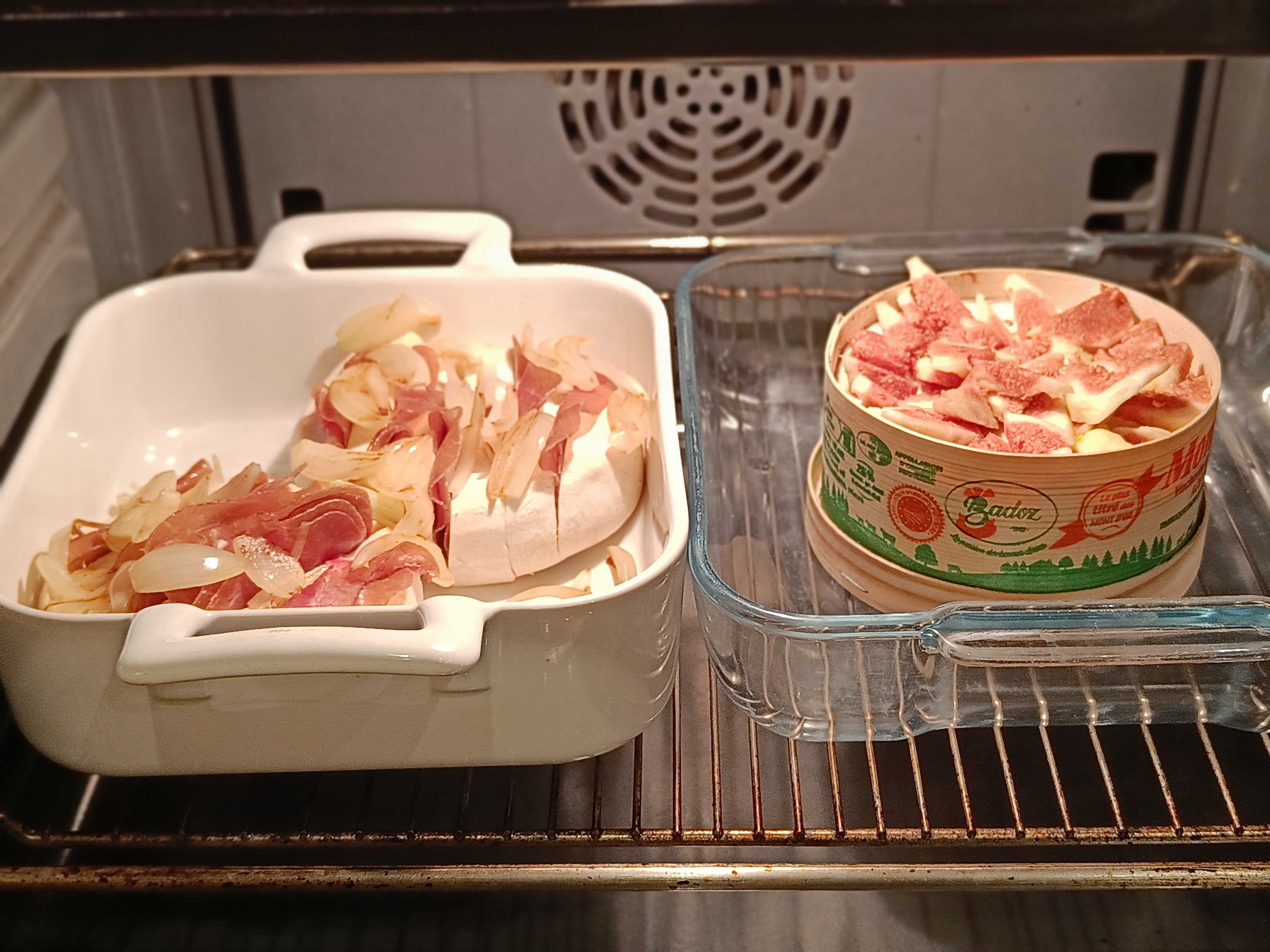 Raclette, Fondue, Tartiflette, Mont d'Or : The Lactose-Intolerant's Winter Guide - Blog post hero